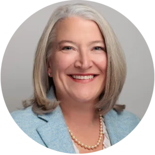Angela Fitch Circle Headshot